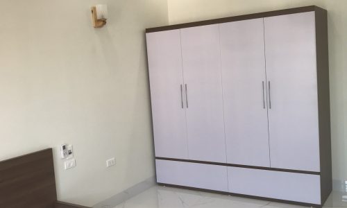 Cho thuê nhà nguyên căn 6 phòng ngủ tại Khai Quang, Vĩnh Phúc