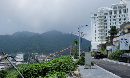 Bán 1200m2 đất thương mại dịch vụ lâu dài tại thị trấn Tam Đảo, Vĩnh Phúc.