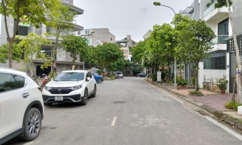 Bán đất dãy C băng 2 Bà Triệu, Liên Bảo, Vĩnh Yên, Vĩnh Phúc