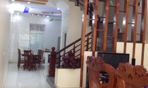 Bán nhà 4 tầng mặt đường Lạc Long Quân, Khai Quang, Vĩnh Yên, Vĩnh Phúc.