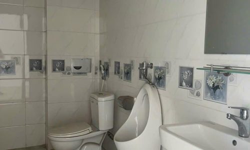 Cho thuê nhà 5 tầng phố Bà triệu, Liên bảo, Vĩnh yên, ngay bv đa khoa tỉnh.