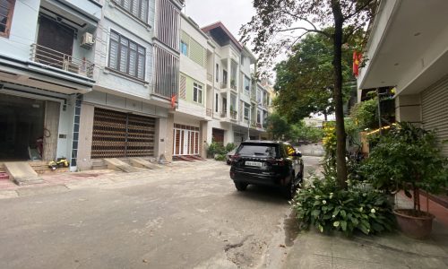 Bán nhà 3 tầng tại trung tâm Liên Bảo, Vĩnh Yên, Vĩnh Phúc