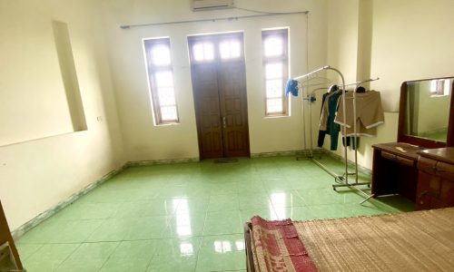 Cho thuê nhà gần chợ Tổng Vĩnh Yên, Vĩnh phúc. DT 100m2 3 tầng
