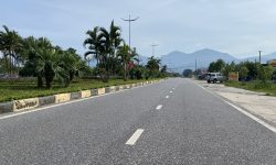 Bán lô đất trục đường 42m QL2B Thị Trấn Hợp Châu đi khu du lịch Tam Đảo