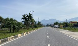 Bán đất trục đường 42m đi khu du lịch Tam Đảo tại thị trấn Hợp Châu