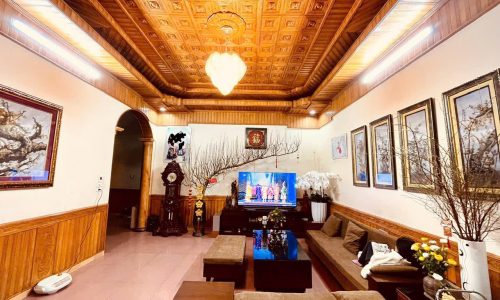 Bán nhà 3 tầng tại Liên Bảo, Vĩnh Yên. 156m2 ngay chợ tổng.