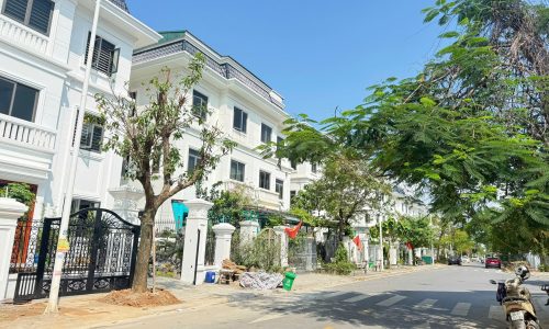 Bán căn biệt thự rất đẹp khu đô thị VCI Vĩnh yên