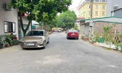 Bán đất phân lô của xí nghiệp bánh kẹo băng 2 đường Phạm Văn Đồng, Tích Sơn, Vĩnh Yên