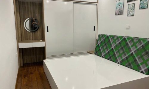 Bán căn chung cư tầng cao toà B VCI, diện tích 57,5m2, giá 1.5x tỷ