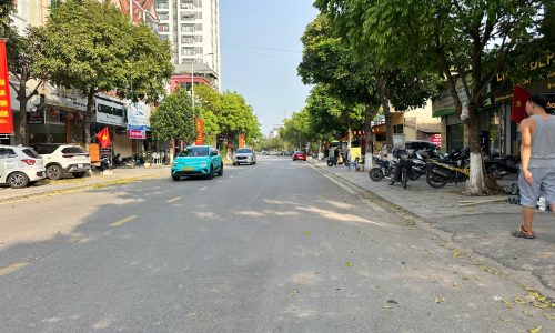 Bán nhà Phố Phạm Văn Đồng, Phường Tích Sơn, Vĩnh Yên, Vĩnh Phúc