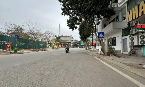 Bán nhà mới xây 5 tầng phố Bà Triệu, Liên Bảo, Vĩnh Yên, Vĩnh Phúc