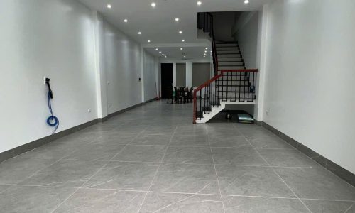 Cho thuê nhà mới tinh tại Khai Quang, Vĩnh Yên, Vĩnh phúc. 4 phòng ngủ khép kín