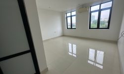 Bán căn shophouse đã hoàn thiện có thang máy đường Bà Triệu, Liên Bảo, Vĩnh Yên, Vĩnh Phúc