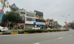 Bán nhà 3 tầng mặt phố Mê Linh, Liên Bảo, Vĩnh Yên, Vĩnh Phúc. Giá 15 tỷ