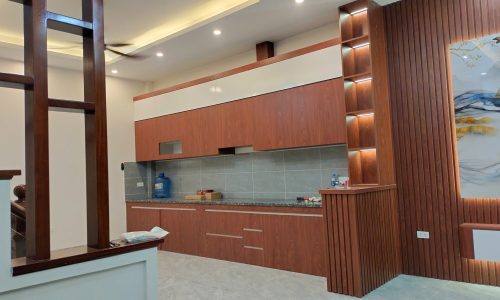 Bán nhà 3 tầng 4 phòng ngủ tại thôn Chám, Định Trung, Vĩnh Yên, Vĩnh Phúc
