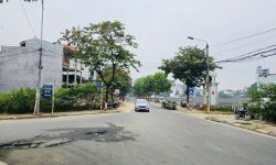 Lô đất 2 mặt tiền view hồ – thế đất hiếm – vị trí đắt giá bậc nhất đường Điện Biên Phủ.