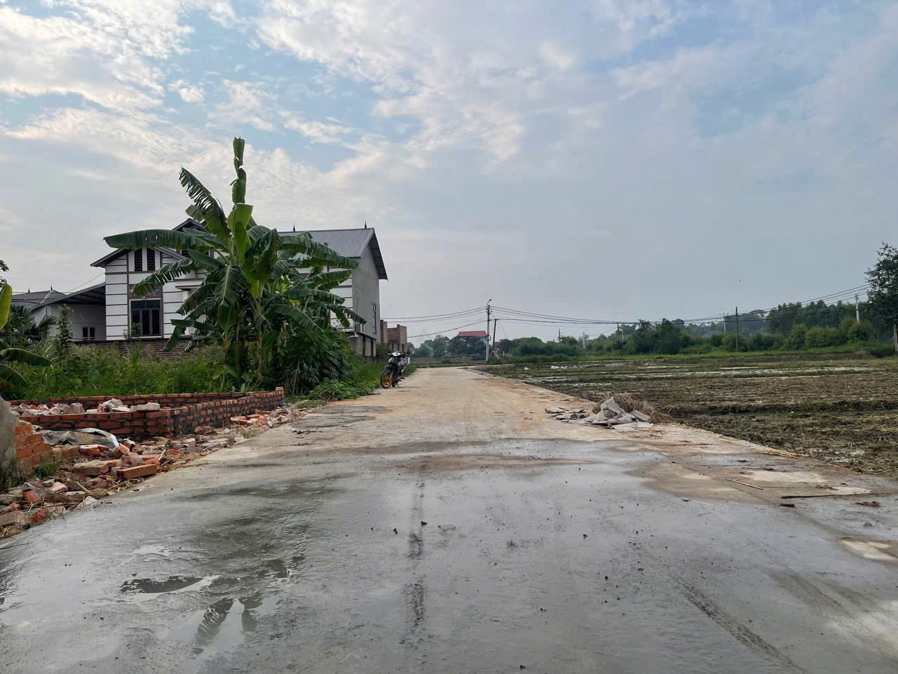 Đất 2 đầu đường Nhân Mỹ_Thanh Vân…Giáp Vĩnh Yên  Đường rộng otto tránh nhau,view cánh đồng thoáng_Sát trục chính luôn