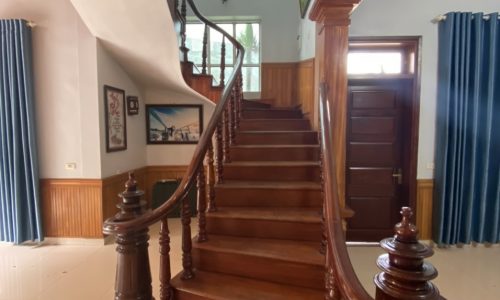 Cho Thuê nhà vườn 3 tầng, thiết kế đẹp Gần cảng cạn Sơn Lôi, Bình Xuyên, Giá 12tr/tháng.