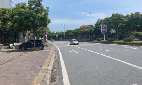 Bán đất tặng nhà 2 tầng 3 phòng ngủ Đường Nguyễn Tất Thành, Tích sơn, Vĩnh Yên, Giá 7,2 tỷ