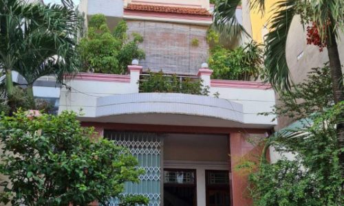 123 Kết cấu : Nhà chủ tự xây ở chăm chút từng chi tiết.1 TRỆT 1 LẦU, 1PK, 3PN,1Bếp