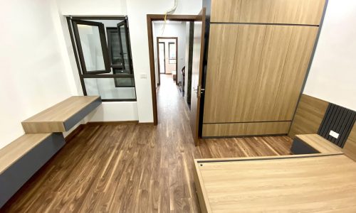 BÁN NHÀ HỒNG TIẾN DT 63M, 5T, GIÁ  11.6 TỶ, GARA Ô TÔ, THANG MÁY