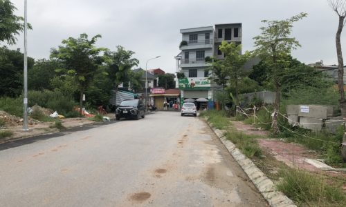 Cho thuê đất không tại Vĩnh Yên, Vĩnh Phúc. DT 300m2 Gía 15 triệu/ tháng