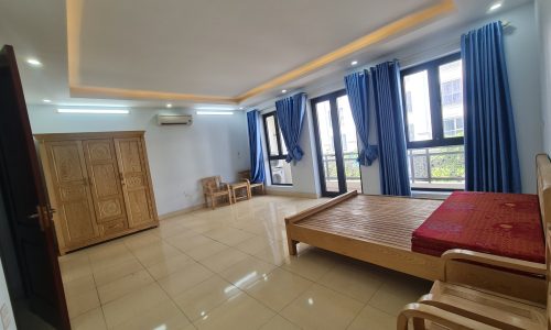 Cho thuê nhà 8 phòng ngủ tại Khai Quang, Vĩnh yên, Vĩnh Phúc. Có thang máy
