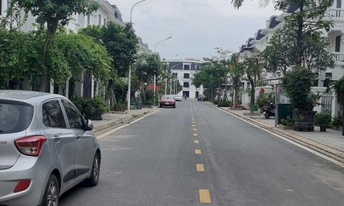 Bán căn biệt thự 3 tầng tại KĐT VCI Định trung, Vĩnh yên, Vĩnh Phúc. Giá chỉ 6.75 tỷ
