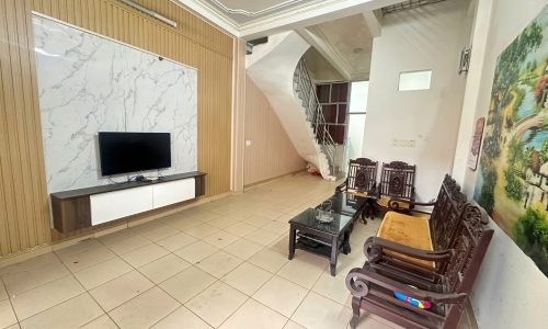 Bán nhà 3 tầng tại trung tâm Thành Phố Vĩnh Yên, Vĩnh Phúc. Giá 2.35 tỷ