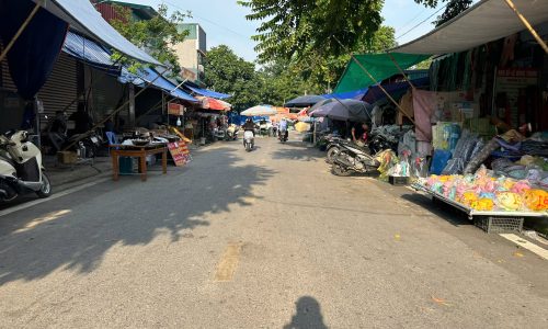 Cần bán đất trục chính kinh doanh tại chợ Định Trung, Vĩnh Phúc