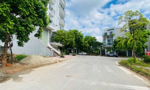 Bán đất view vườn hoa băng 2 Bà Triệu, Liên Bảo, Vĩnh Yên, Vĩnh Phúc
