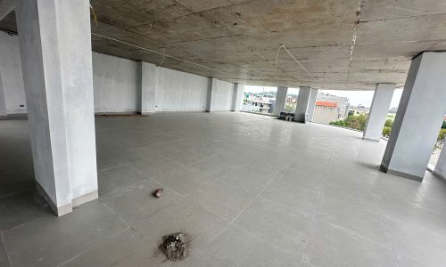 Cho thuê căn góc tòa nhà văn phòng tại Vĩnh Yên, Vĩnh Phúc. DT 200m2/sàn