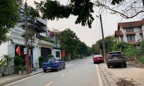 Chỉ 3 tỷ 7xx sở hữu ngay lô đất đẹp tại Định Trung!  Vị trí: Đồng Nưa, Định Trung, TP. Vĩnh Yên