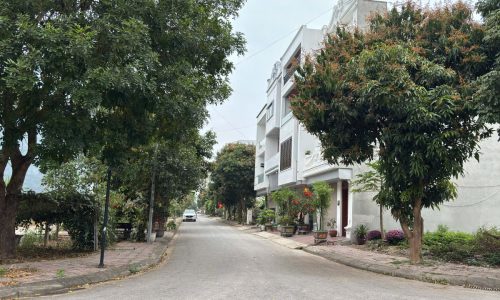 Lô góc 140m2 băng 2 đường Lý Nam Đế – Nam Đầm Vạc cực đẹp sổ đỏ chính chủ