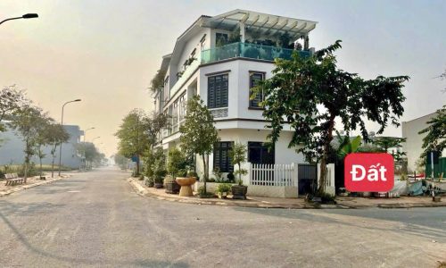 Bán 100m Nam Vĩnh Yên sẵn bìa.   Gần đường 33m nội khu, dân cư xung quanh đông đúc.