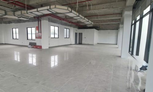 Cho thuê văn phòng tại tòa nhà to đẹp mặt đường Nguyễn Tất Thành, Liên Bảo, Vĩnh Yên