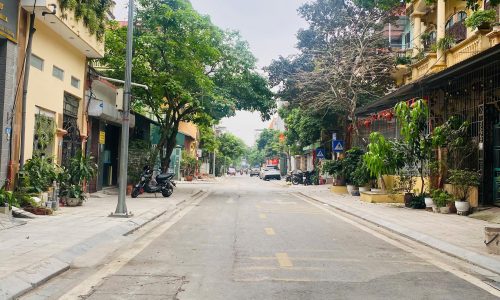 Bán đất mặt đường Kim Đồng, Liên Bảo, Vĩnh Yên. DT 110m2 sát cổng bệnh viện