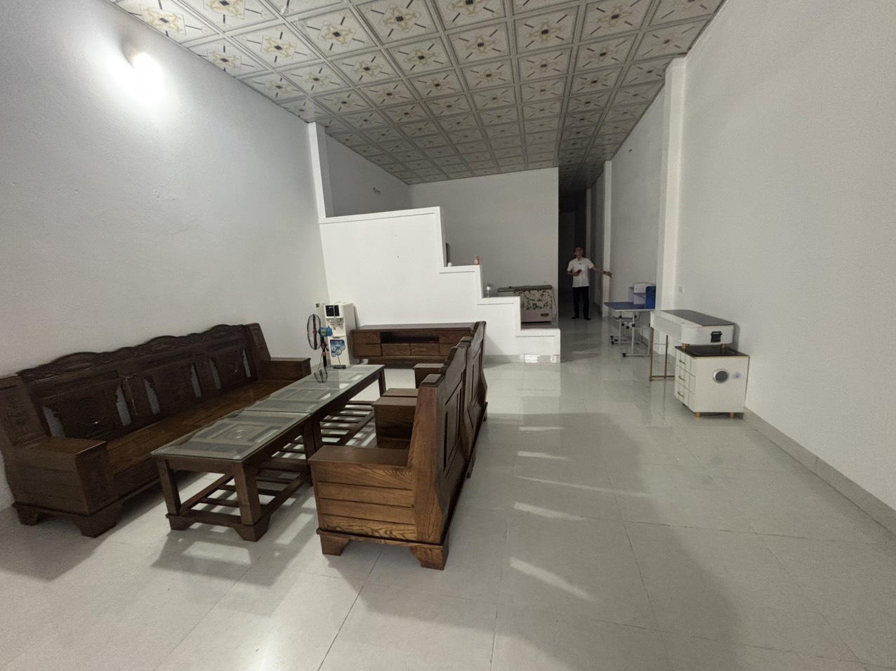 Bán đất tặng nhà c4 2 phòng ngủ, sẵn ở.