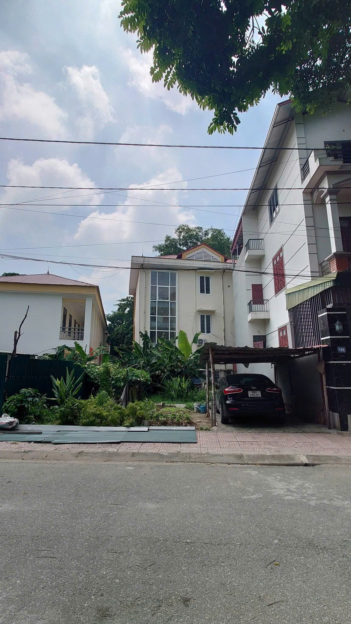 Tôi cần bán nhanh lô đất tại KDC Làng Cả, Hội Hợp DT 119m2, MT 8m nở hậu đẹp sẵn sổ giá chỉ 3,4 tỷ